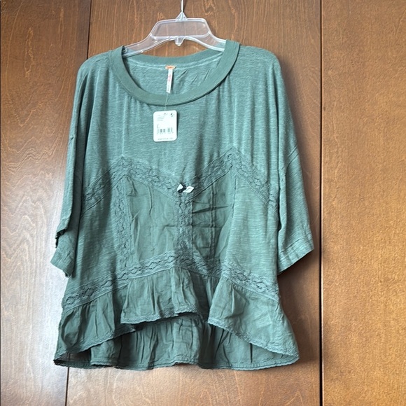 COPY - Free People NWT Fall in Love Tee  Washed Army Green Sz L Ret $78 - Picture 4 of 9